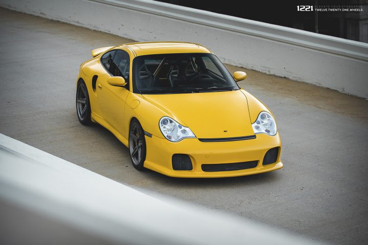 Porsche Carrera 911 Turbo forged concave wheels