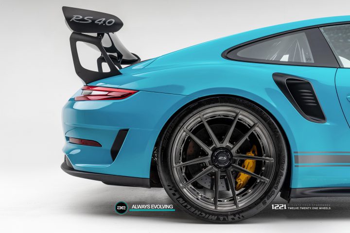 Porsche 911 GT3RS Centerlock Concave Wheels