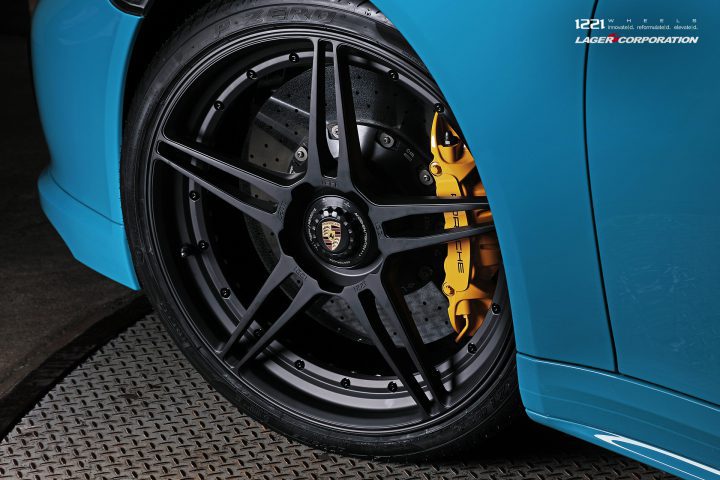 Porsche 911 Turbo S Carrera forged concave wheels